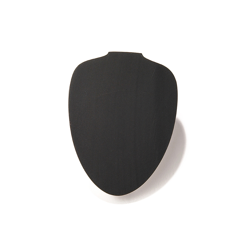 Castello Hansen | Black urned shaped | Brooch