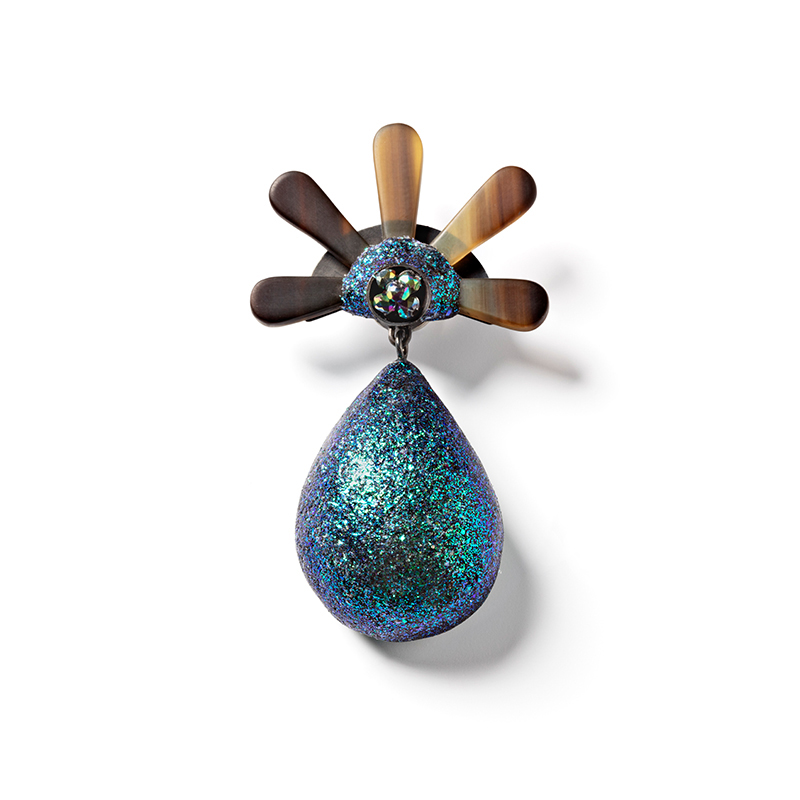Marie-Louise Kristensen | Alive & Kicking #1 | Brooch | 2020